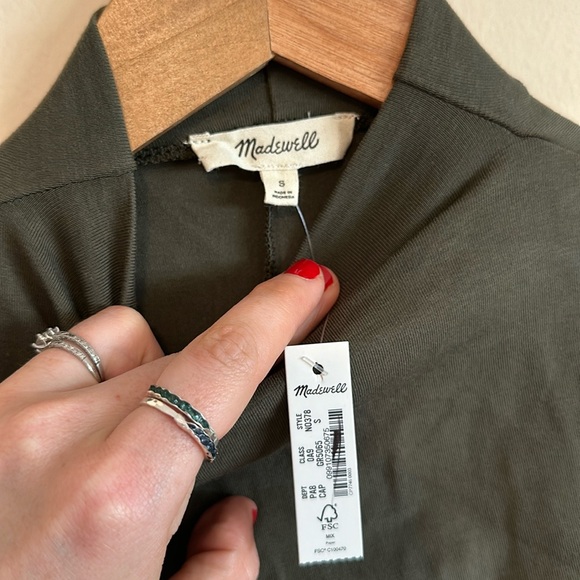 Madewell Funnelneck Cropped Muscle Tank Army Green - Picture 3 of 4